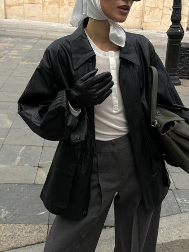 Черная укороченная куртка Coline из эко кожи