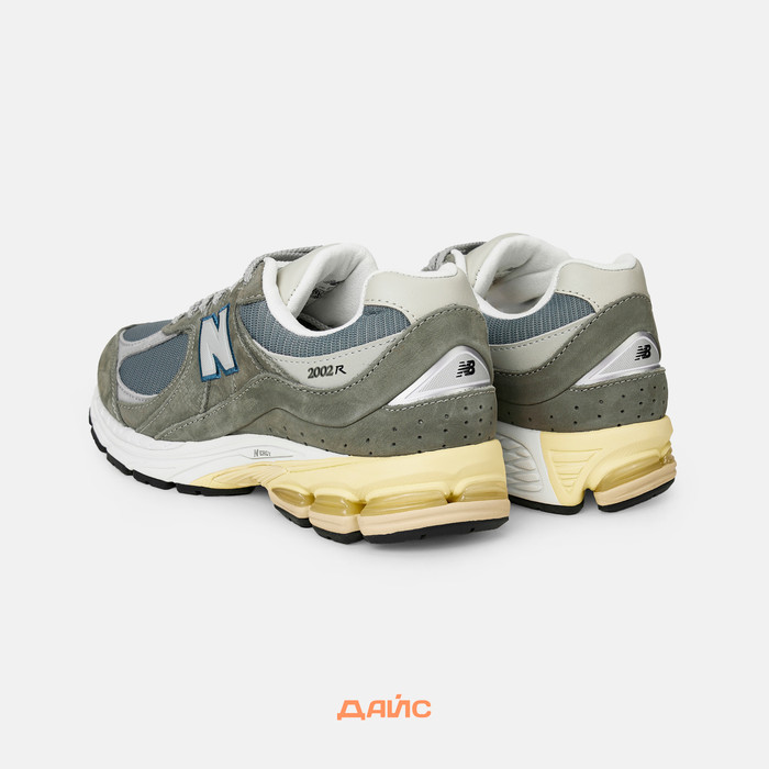 Кроссовки New Balance 2002R 