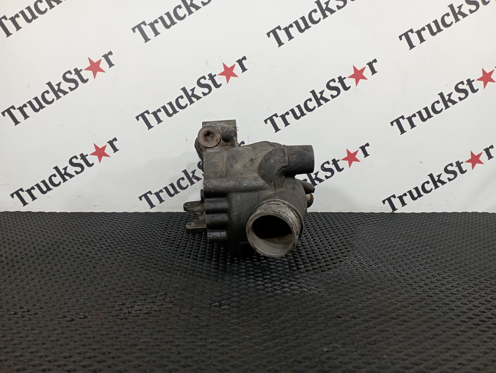 Корпус водяного насоса (помпы)