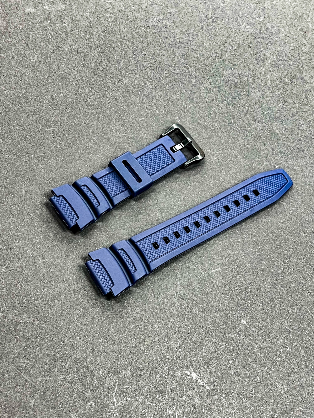 Ремешок Casio AE-1000W-2AV