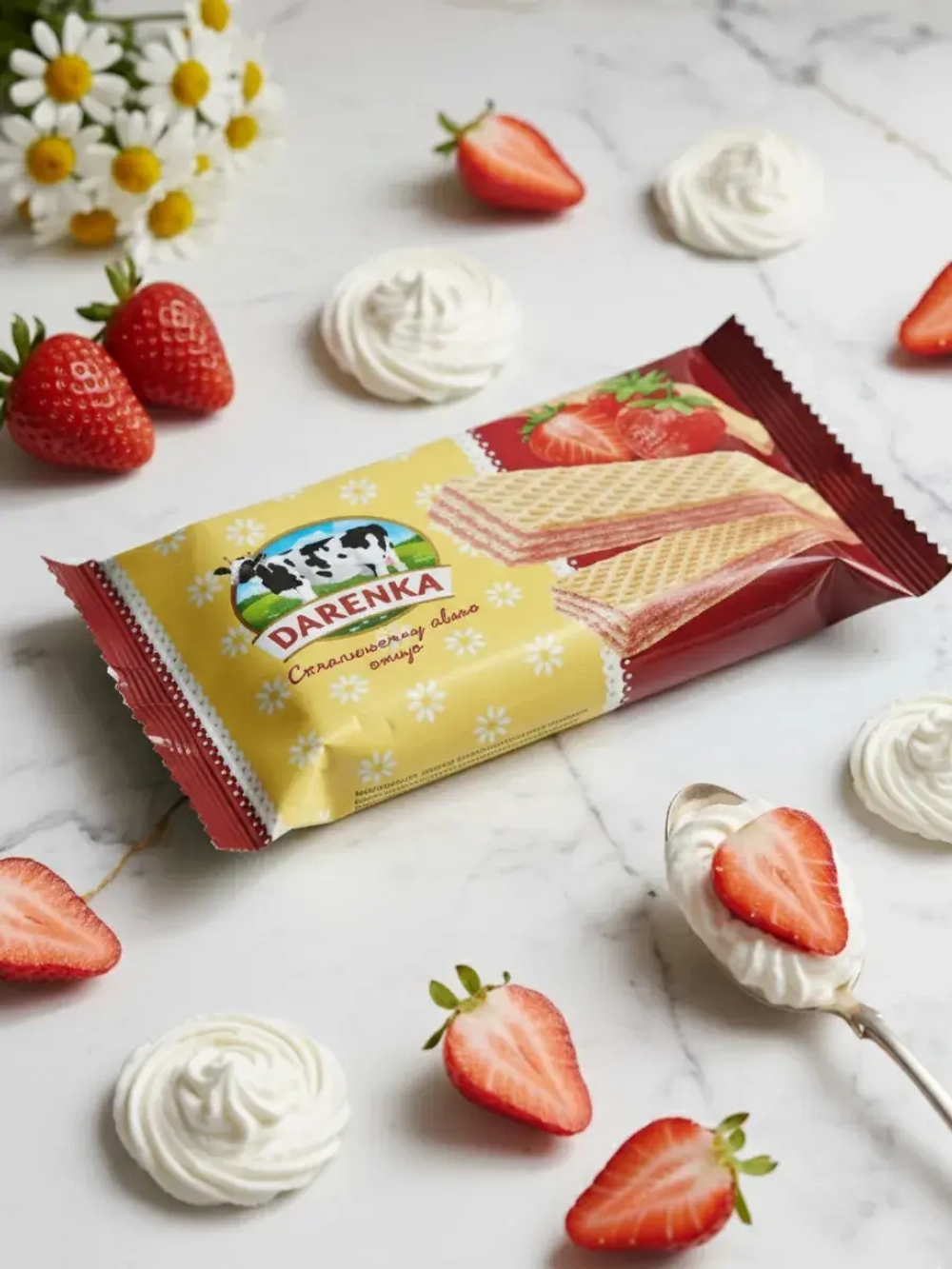 Вафли "Клубника со Сливками" вкус Даренка 116 г * 2 шт