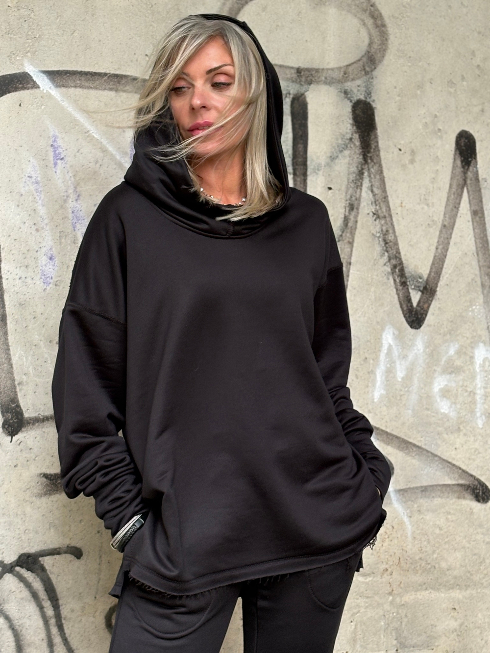 Худи / черный