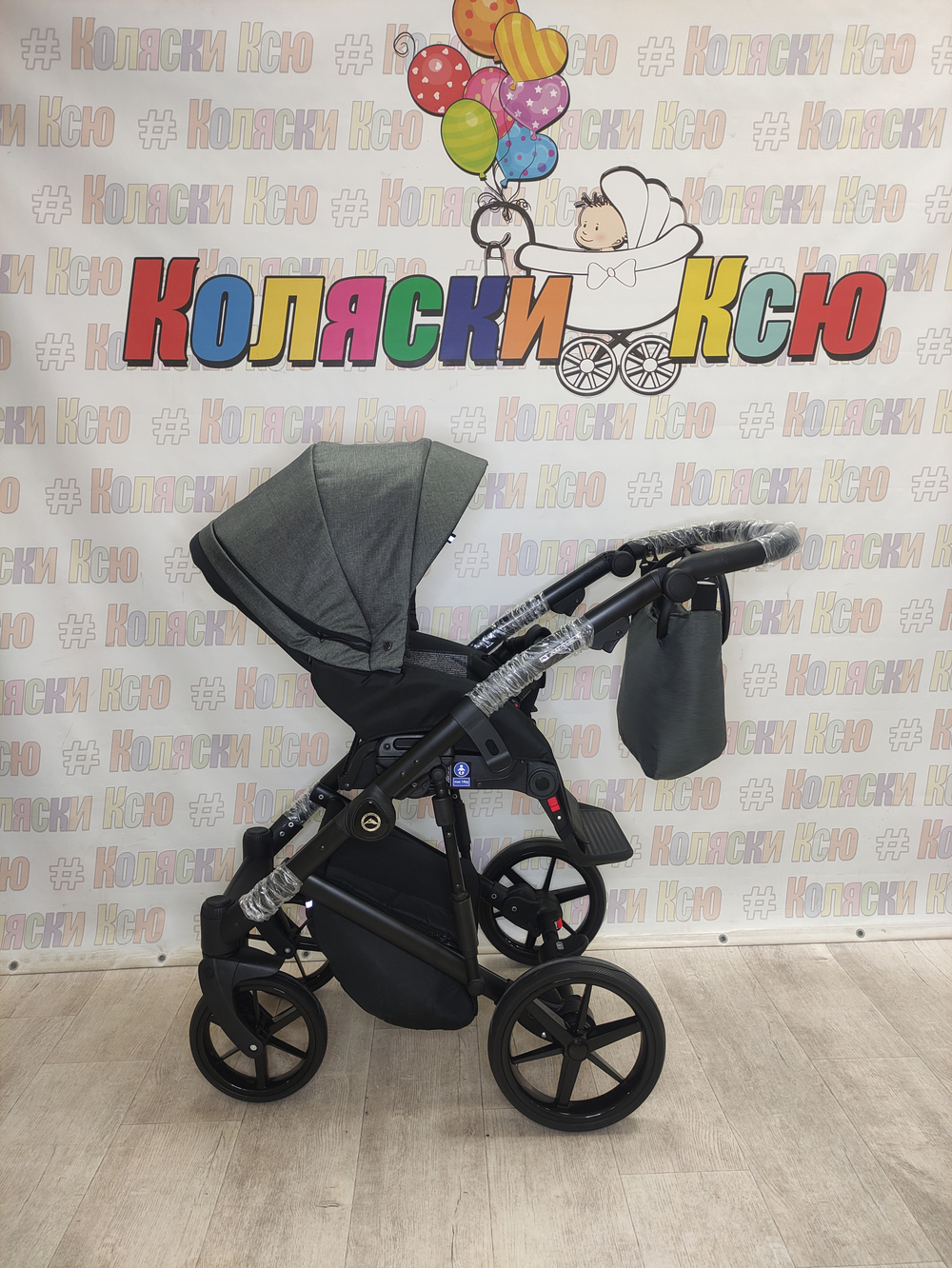 Коляска модульная Adamex Mobi Air M-TK79