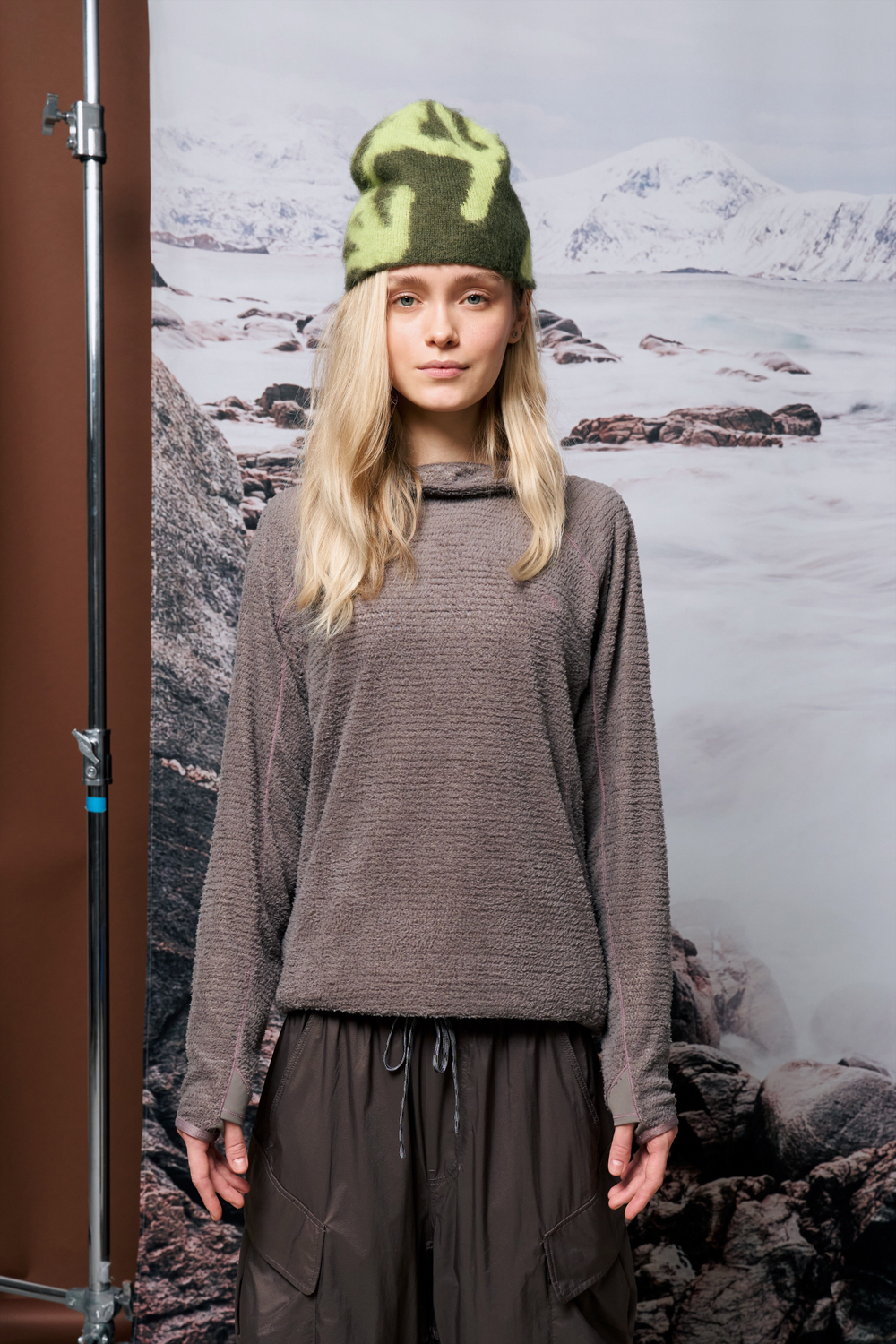 Худи Nothomme Blue Monte Lightweight Hooded Fleece Shirt "Rock Gray"