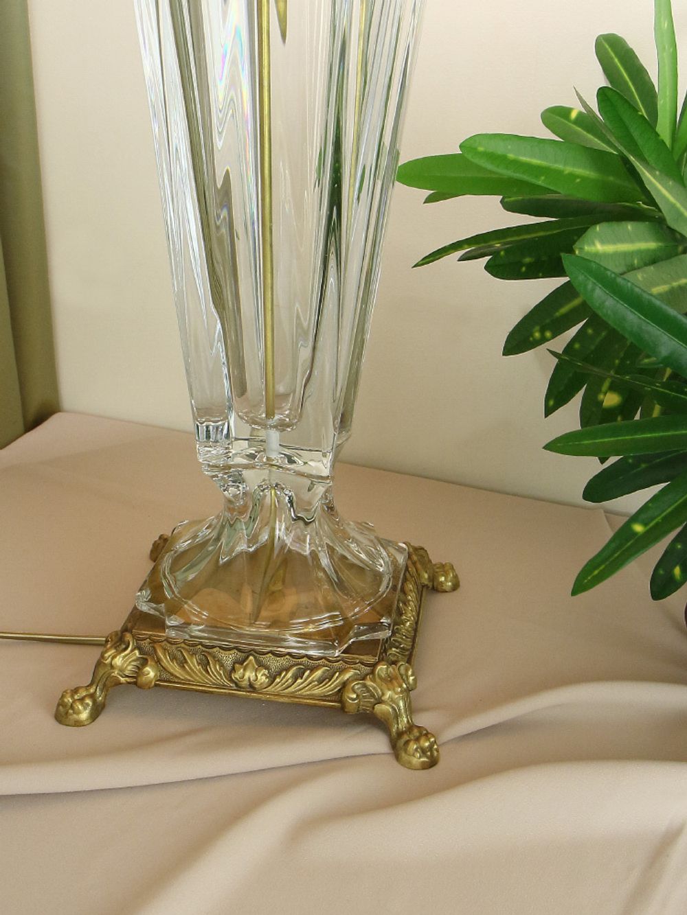 Olympus Brass Лампа настольная из венецианского стекла на бронзовом основании с абажуром