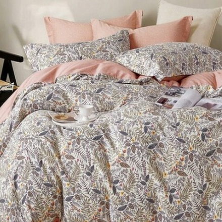 Комплект постельного белья "О. LICHI", сатин, 100% хлопок. Пододеяльник и наволочки на молнии!!!