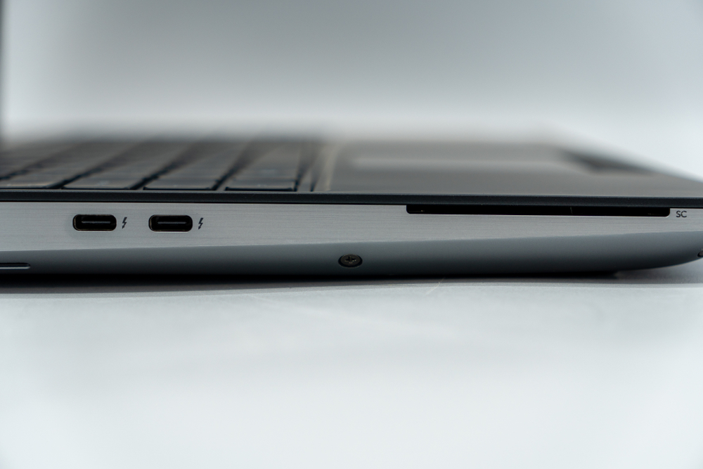 Ноутбук Dell Precision 7550 ( Xeon W-10885H / RTX A5000 16GB )