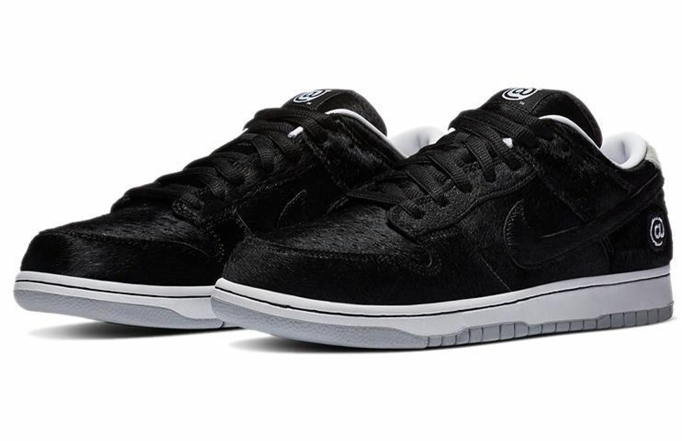 Кроссовки Medicom Toy X Nike Dunk Sb Og Qsberbrick