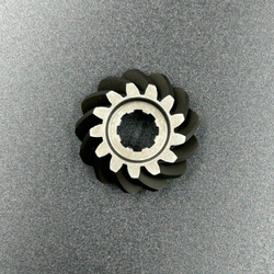 Шестерня вертикального вала (Пиньон) Yamaha 9,9-15 (6E7-45551-00) (Omax) (8 шлицев)