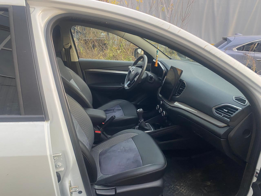 LADA VESTA Седан Techno 1.6 106hp 5MT