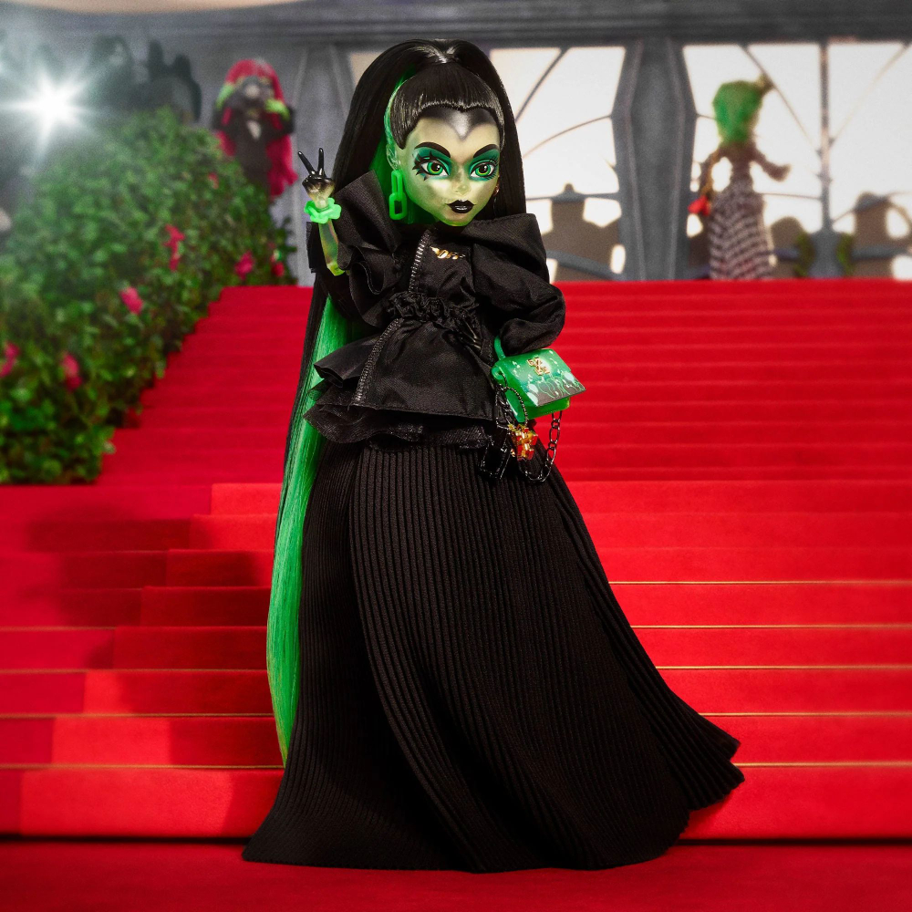 Кукла Off-White c/o Monster High Symphanee Midnight