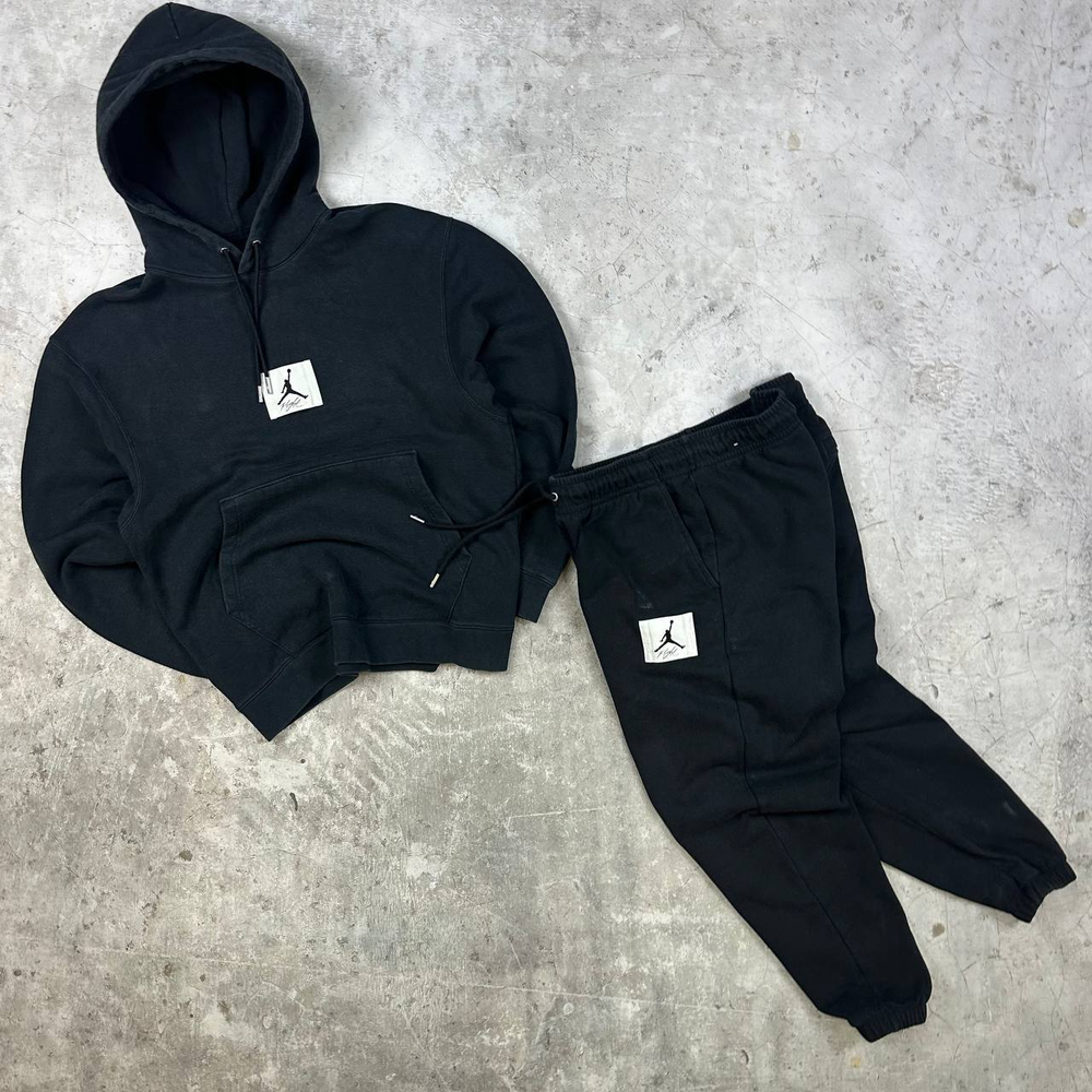 Костюм AirJordan Essentials