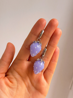 Серьги лиловые клубнички 💜