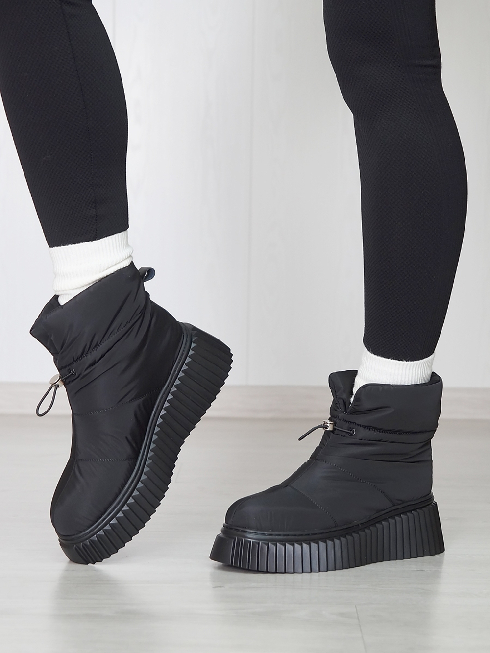 Ботинки женские зимние FOUNDS 004-01-LT-99