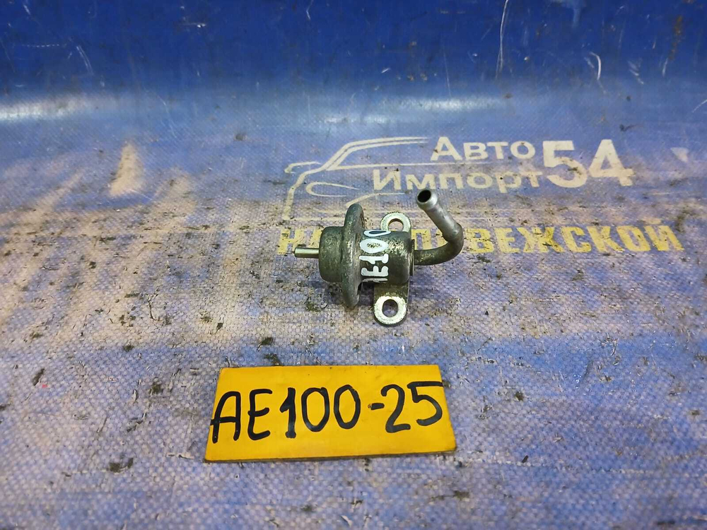 Регулятор давления топлива TOYOTA SPRINTER 1991