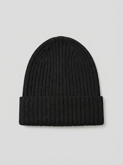 Шапка в рубчик с подворотом