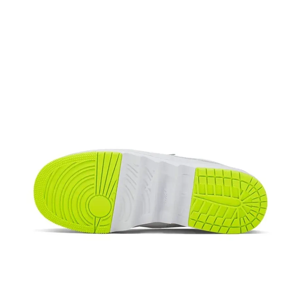 Женские кроссовки Air Jordan 1 Jester XX Low 'White Volt' AR6774-107
