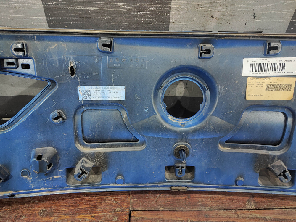 Накладка крышки багажника BMW X2 (F39) 17-23 Б/У Оригинал 51137467656