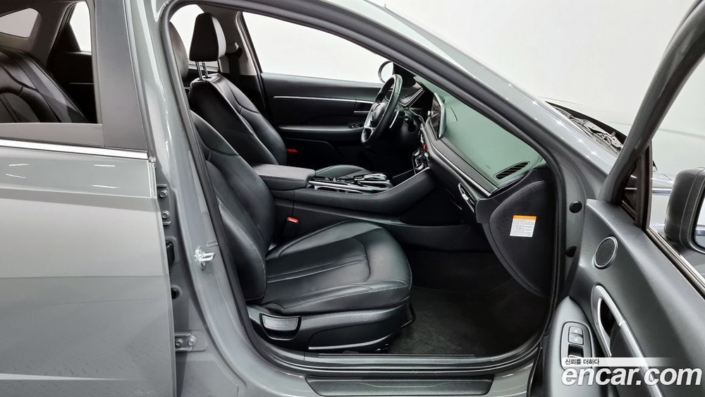 Hyundai Sonata Hybrid (DN8) Modern (04.2022)