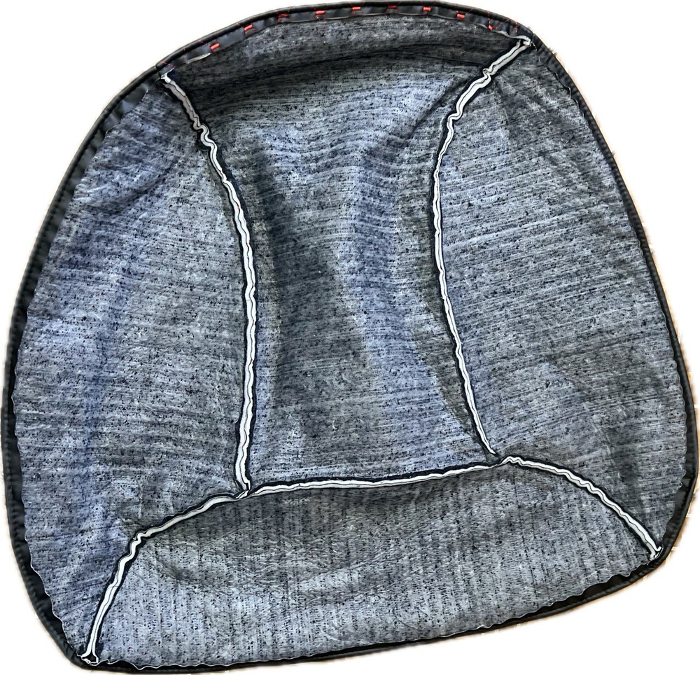 Утеплитель капота УАЗ 452, 2206, 3303 (красная нить Рубин)