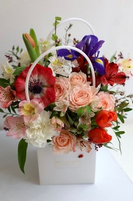 Весенний букет в сумочке