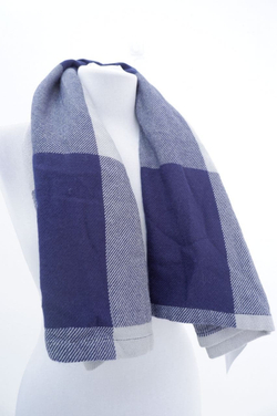 Шарф сдержанный