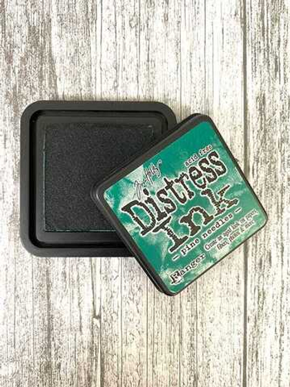 Distress Ink Pad. Pine Needles