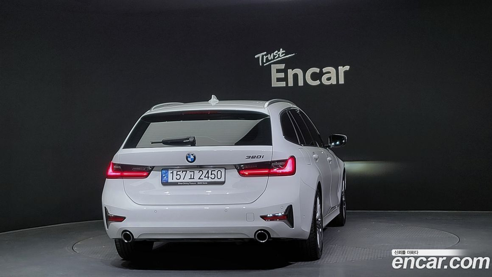BMW 3 Series (G20) 320i Touring Luxury (06.2021)