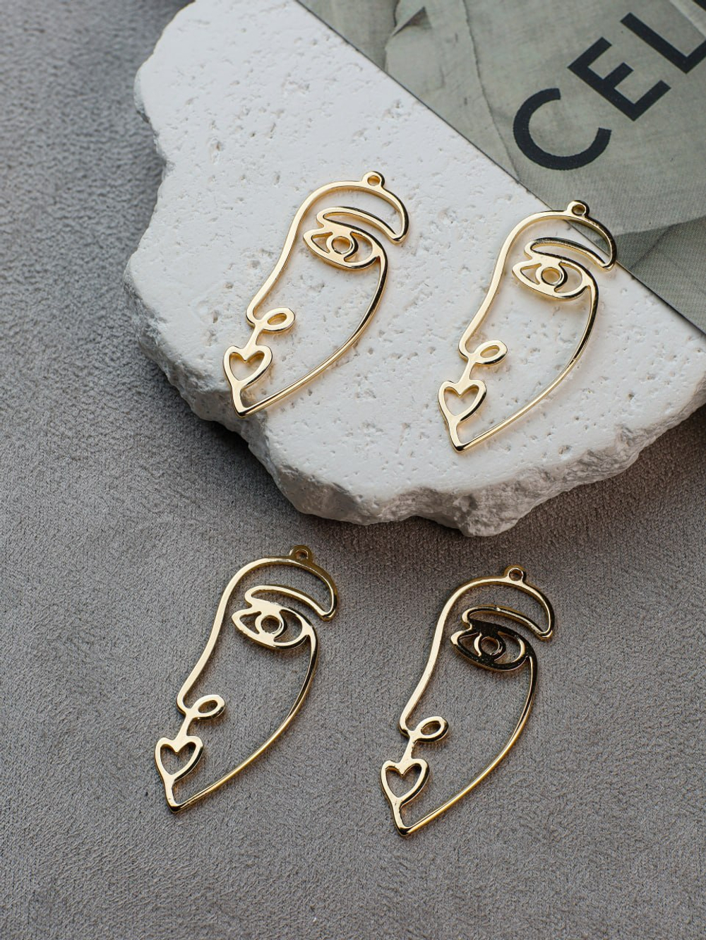 Подвеска "Лик" позолота 14к, 15*40 мм