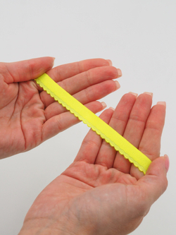 Резинка отделочная лимон-лайм неоновая ажурная ширина 12 мм с учетом фестона