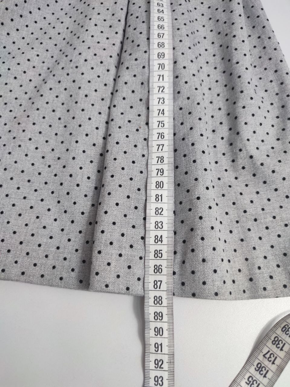 Платье Reserved в мелкий горох 44 размер