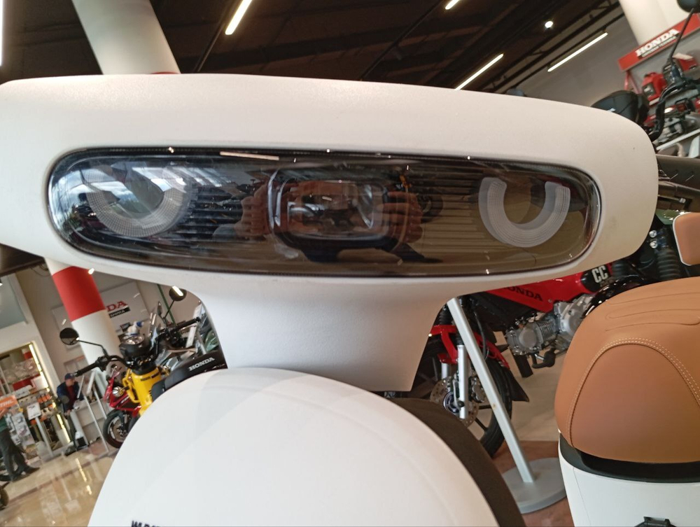 Электроскутер Honda U-qe