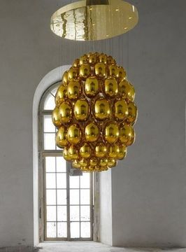 replica Uovo D’oro by Rony Plesl for Lasvit ( choko )