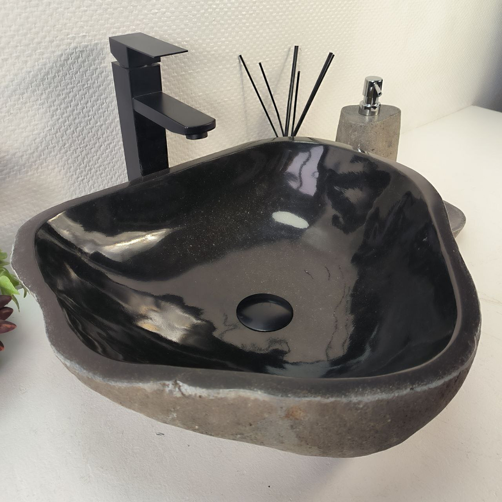 Раковина из речного камня RS-65251 46*42*15 0856