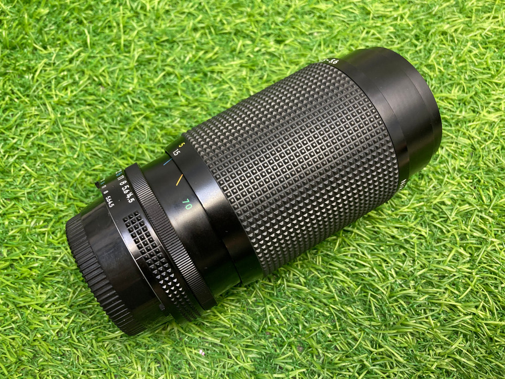 Nikon 70-210mm 4.5-5.6 Zoom-Nikkor