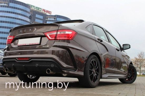 Задний бампер XMUG под раздвоенный выхлоп для Lada Vesta \ Vesta SW