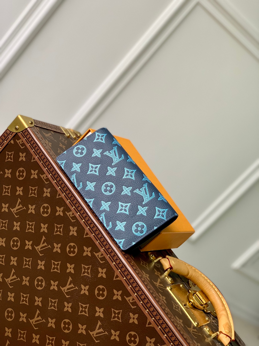 Louis Vuitton Brazza Wallet