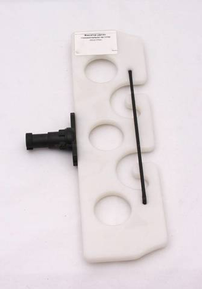 Фиксатор удочек горизонтально на леер