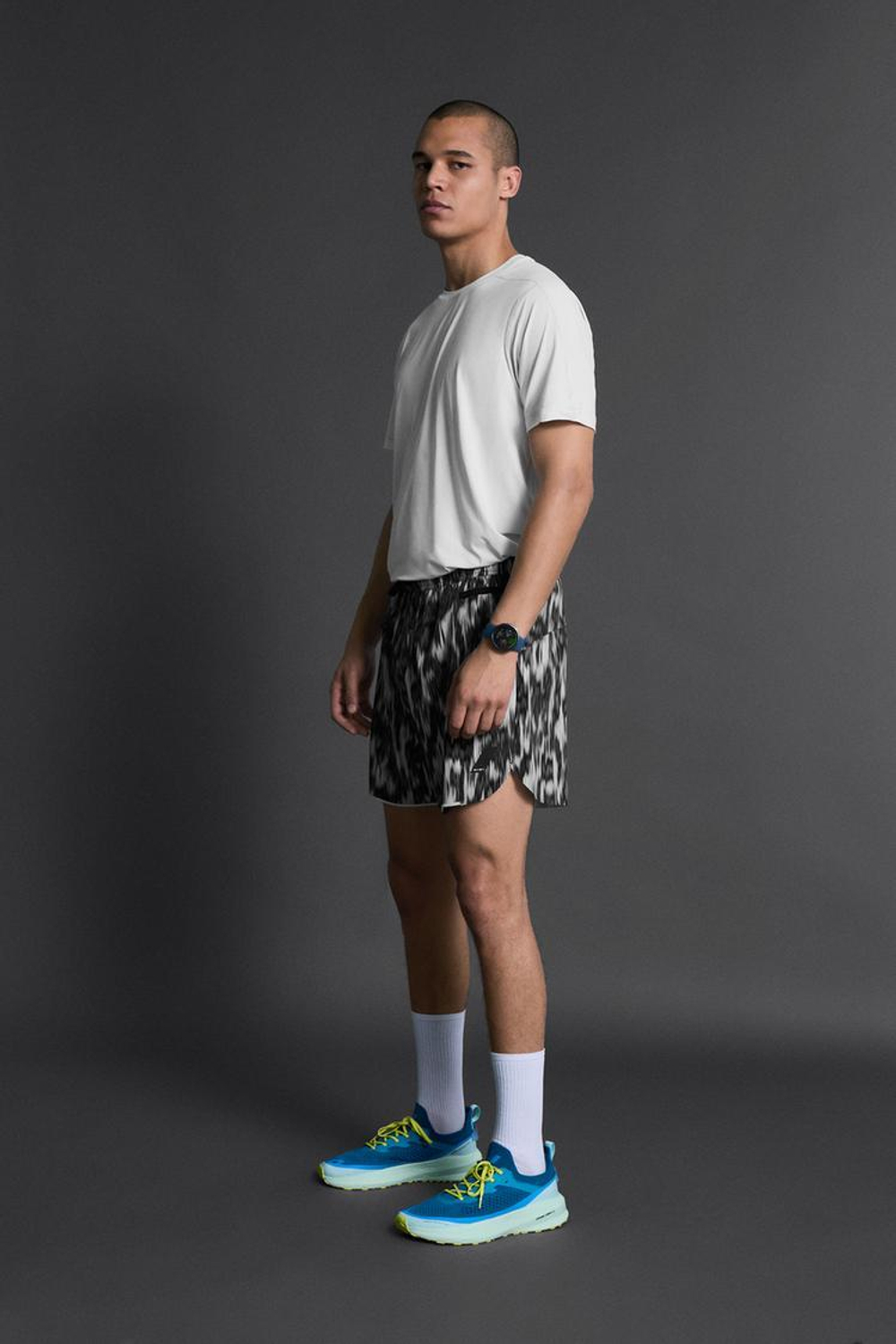 ZARA БАЗОВАЯ СПОРТИВНАЯ ФУТБОЛКА, БЕЛЫЙ