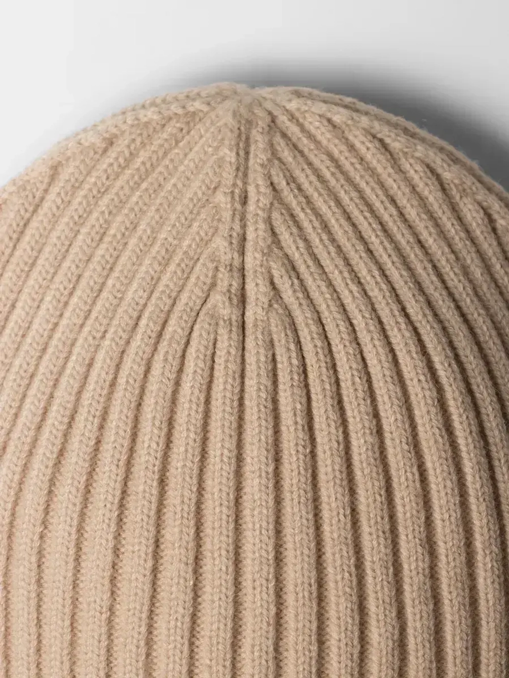 Шапка вязаная женская демисезон