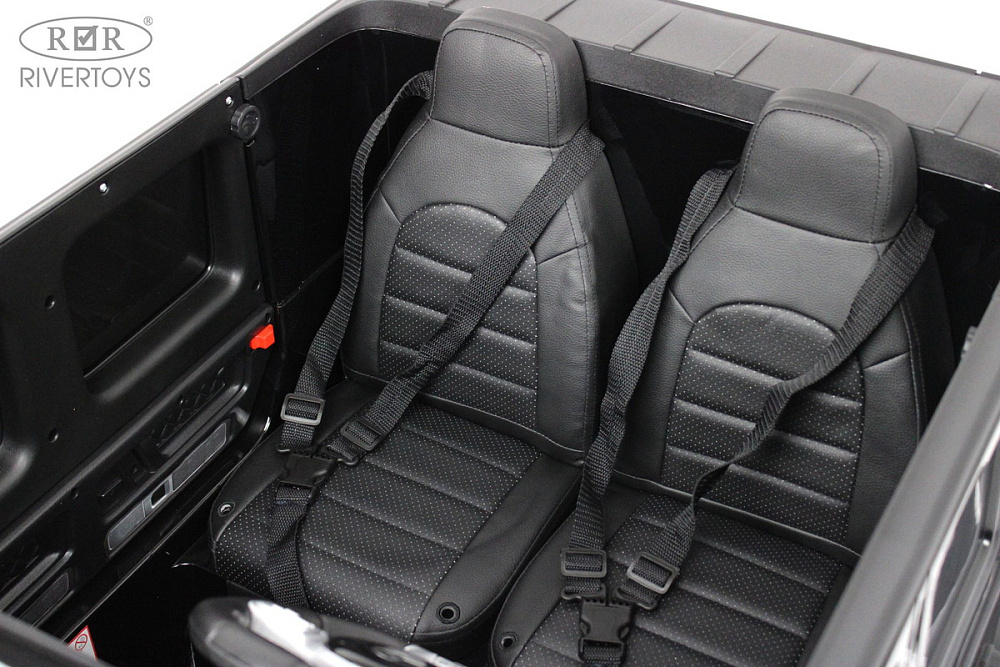 Детский электромобиль RiverToys Mercedes-AMG G63 4WD (S307) черный глянец