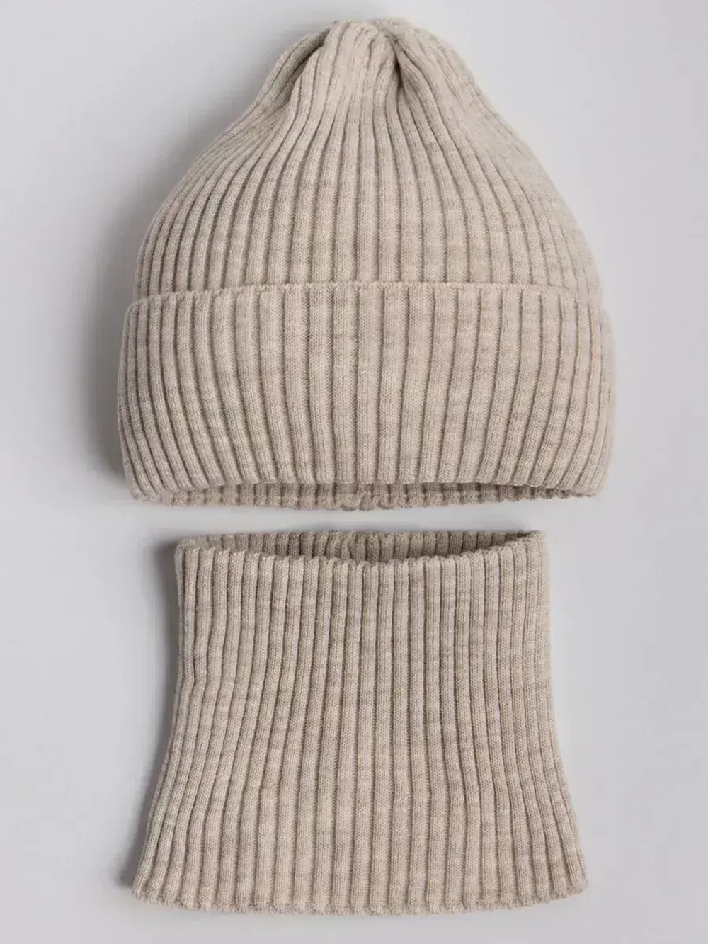 Шапка детская осенняя вязаная и снуд