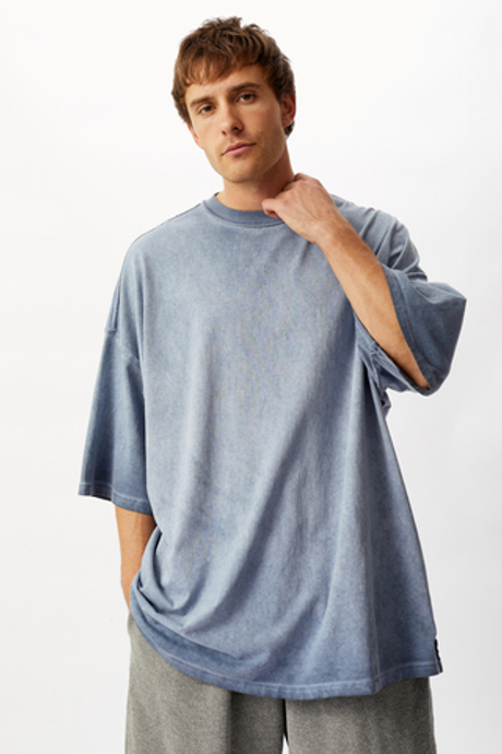 Голубая футболка с градиентом Votus