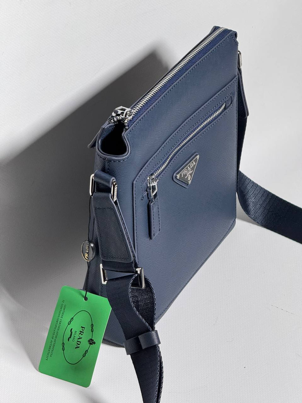 Сумка-мессенджер Prada