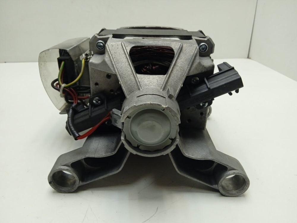 RKB68801YA кт125 Двигатель для стиральной машины Beko 2842290300 б/у