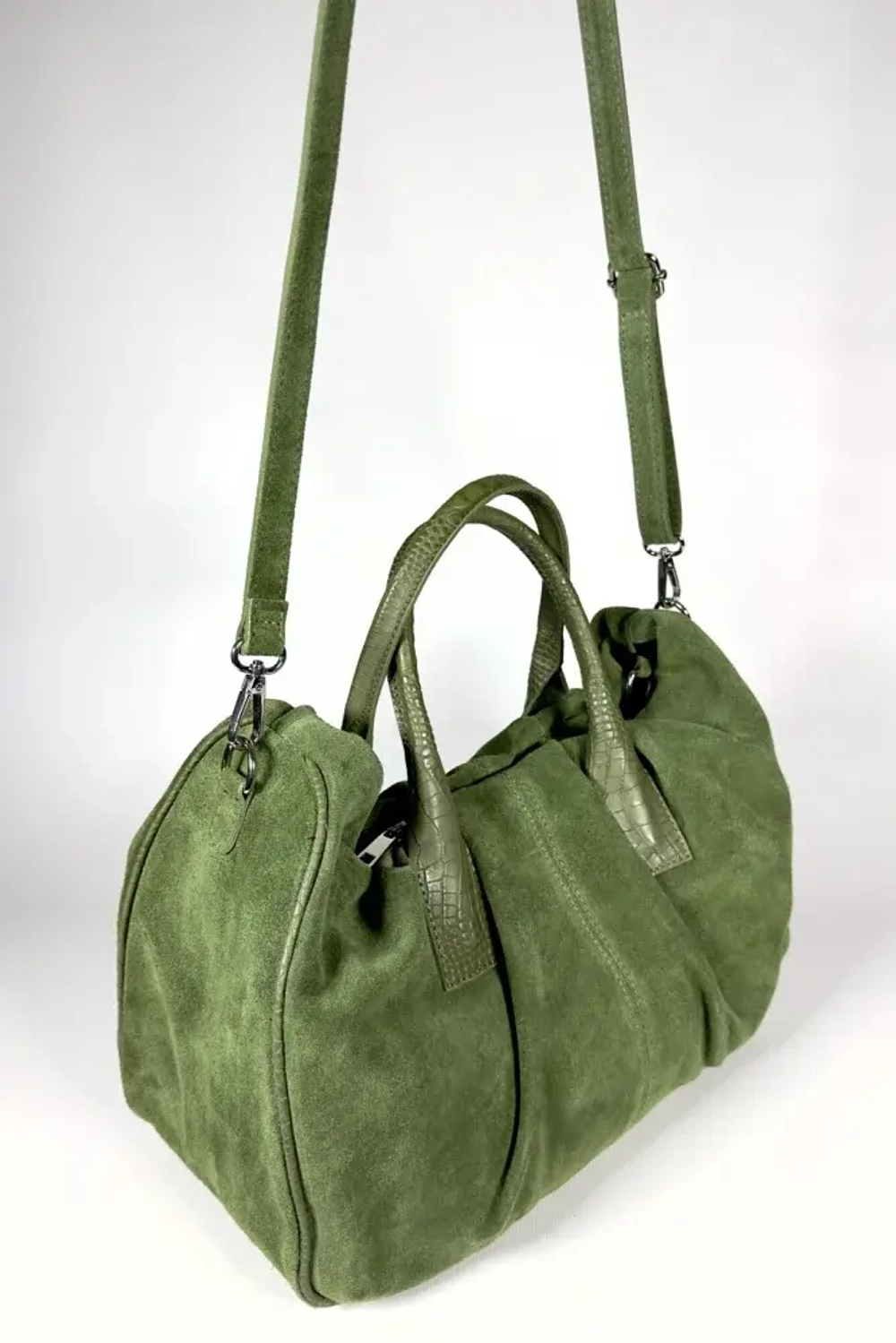 Женская зеленая сумка из натуральной замши
