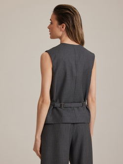 Жилет из итальянской шерсти серый