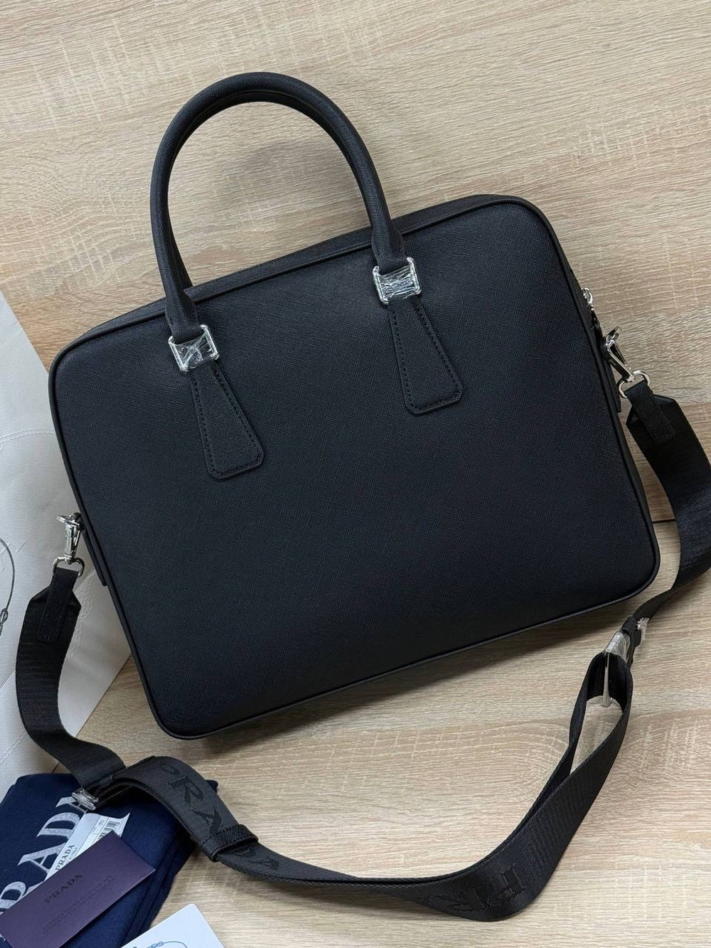 Портфель Prada