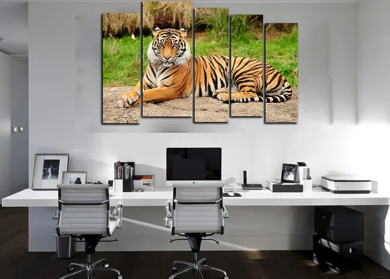 Модульная картина "Грациозный тигр"