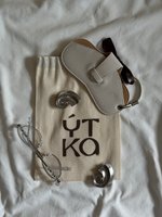 Футляр для очков на шнурке молочный